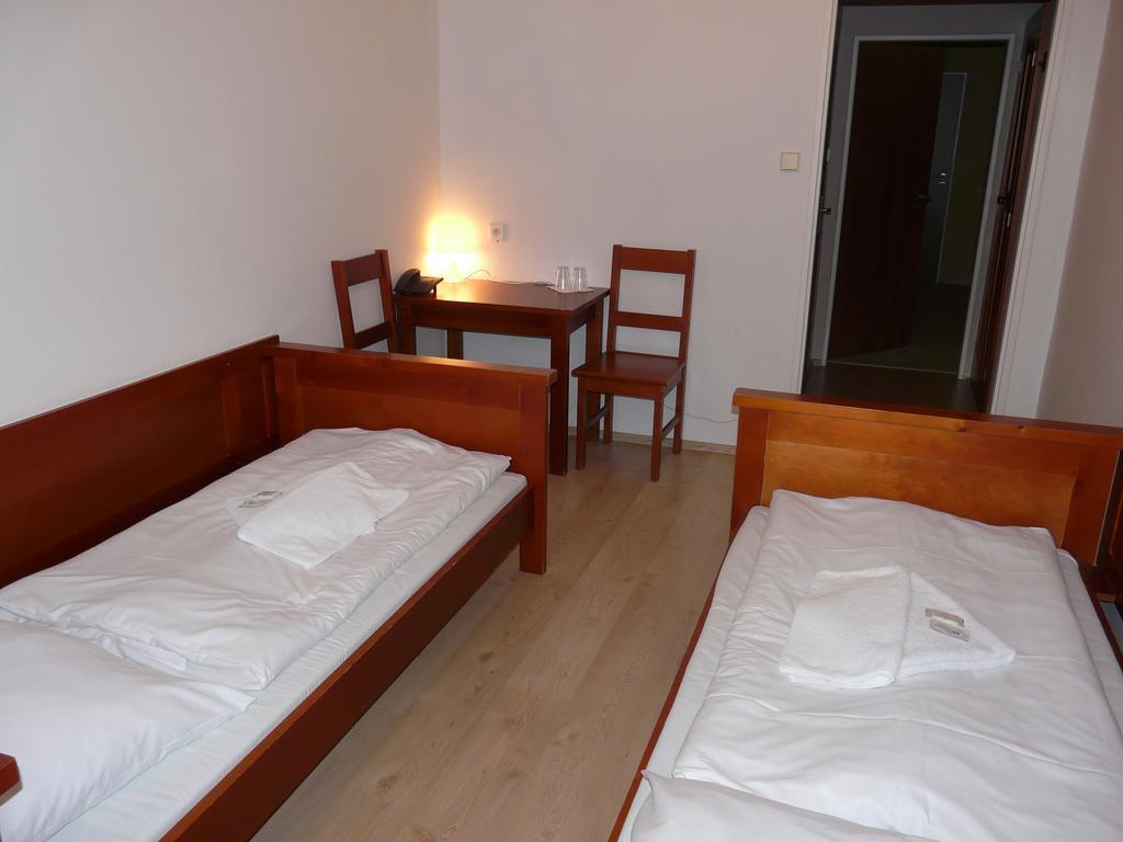 Hotel Ondras Zlín Rum bild