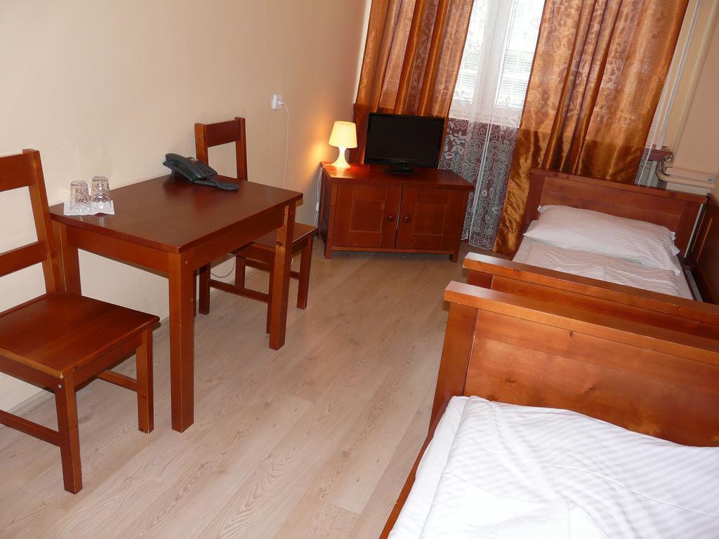 Hotel Ondras Zlín Rum bild