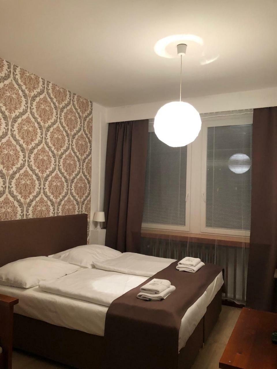 Hotel Ondras Zlín Exteriör bild